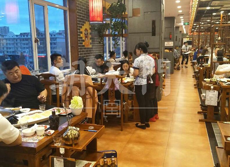 一次性油老火鍋加盟，選對品牌很關(guān)鍵！