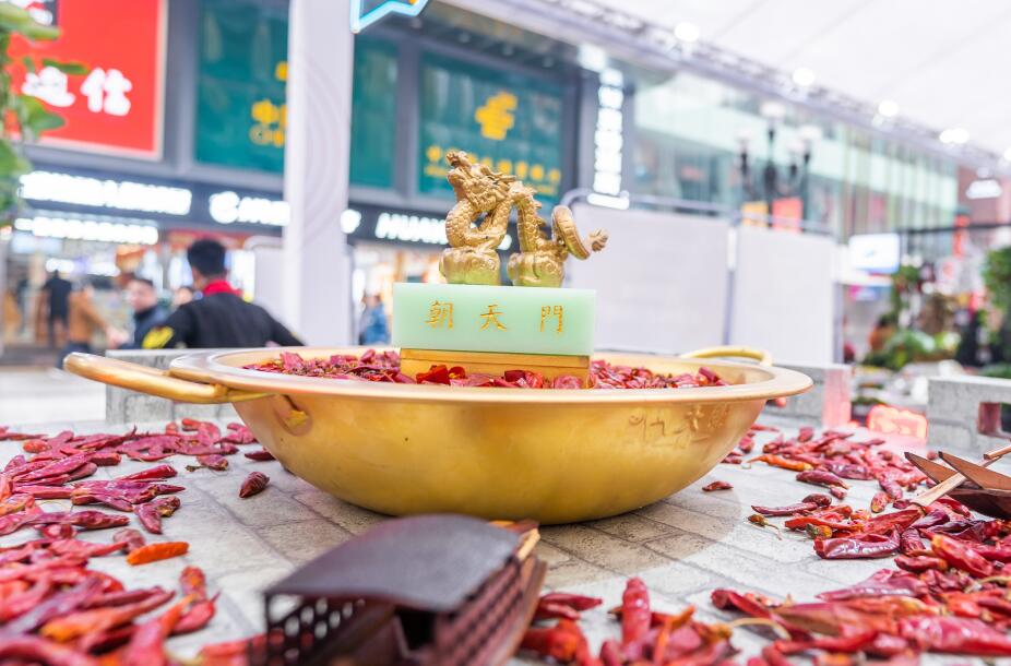 哈密開火鍋加盟店如何經(jīng)營？怎么管理？