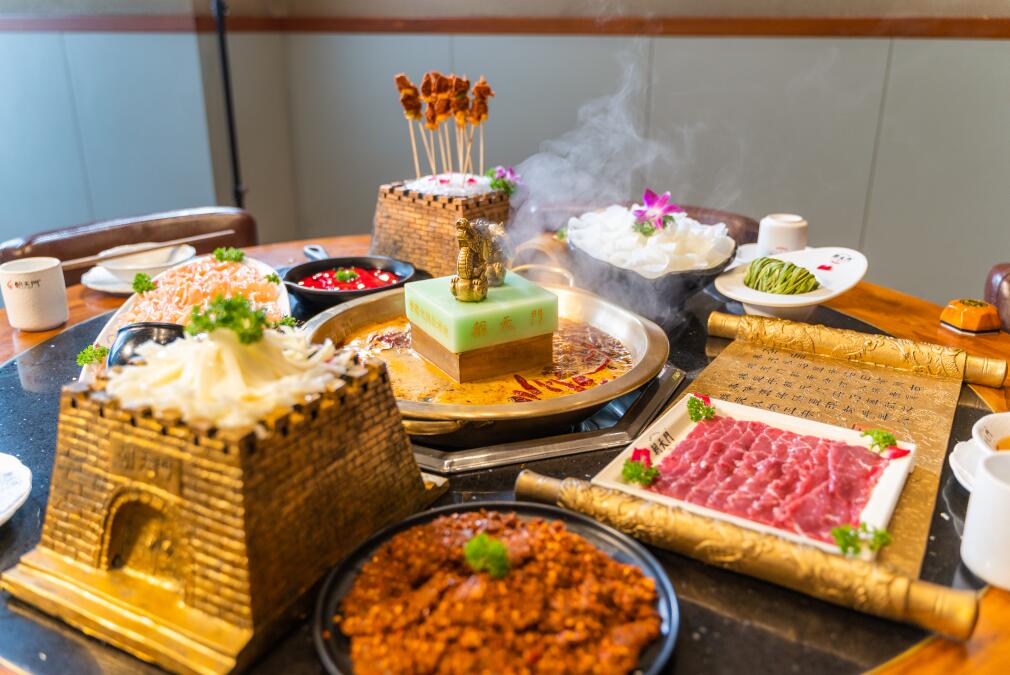 輝縣開火鍋加盟店，你需要注意這四點(diǎn)！