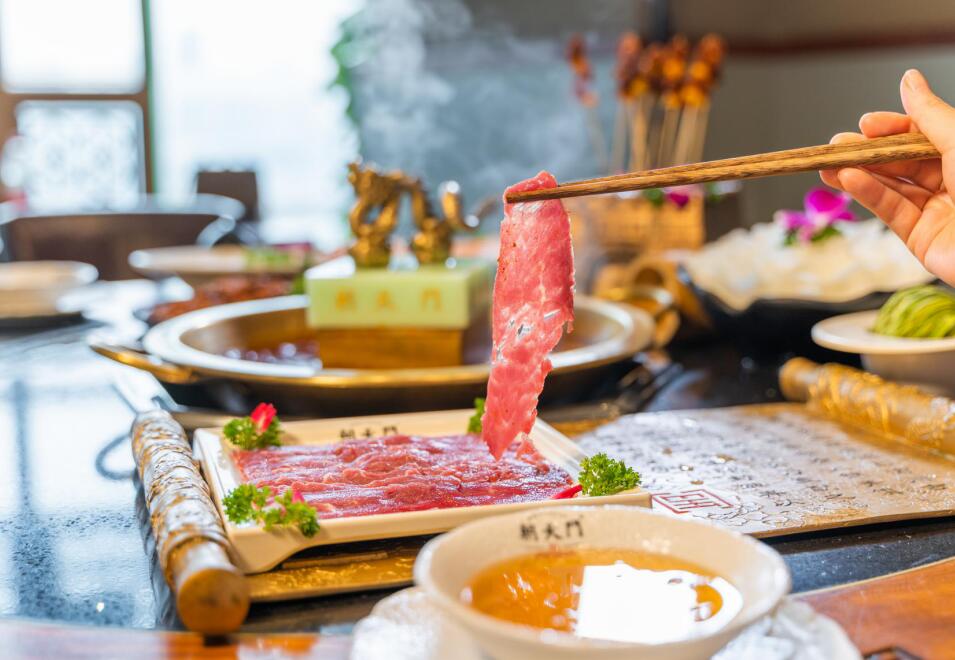 為什么明星都愛開火鍋店？分析利潤(rùn)后就明白了！