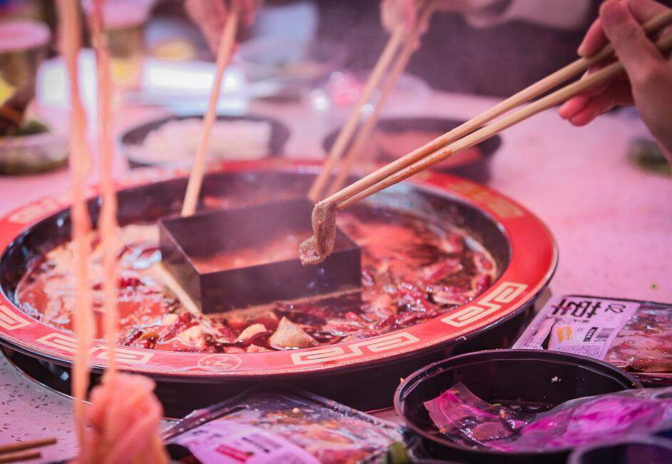 吉林開火鍋加盟店，經營的時候需要注意什么？
