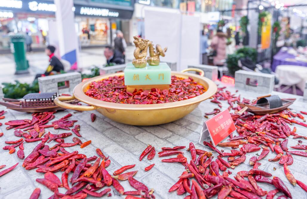 四川特色火鍋加盟，要重點關(guān)注哪些內(nèi)容？