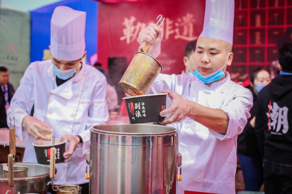 任丘開火鍋加盟店，請先做好這些調(diào)研工作！