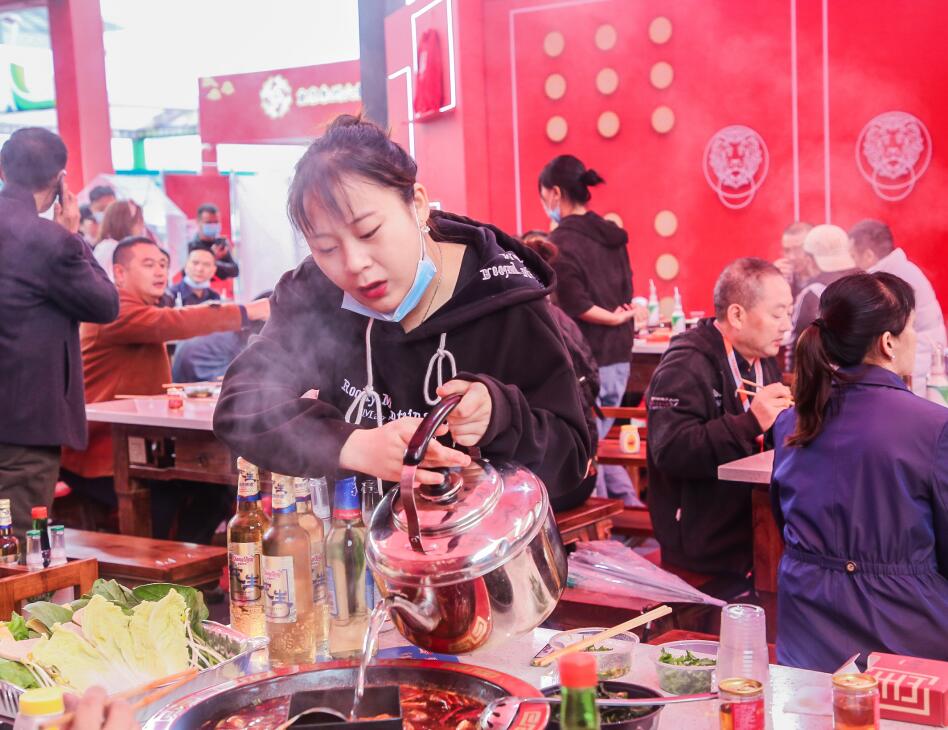 開火鍋加盟店，前期做好這三步輕松贏得回頭客！