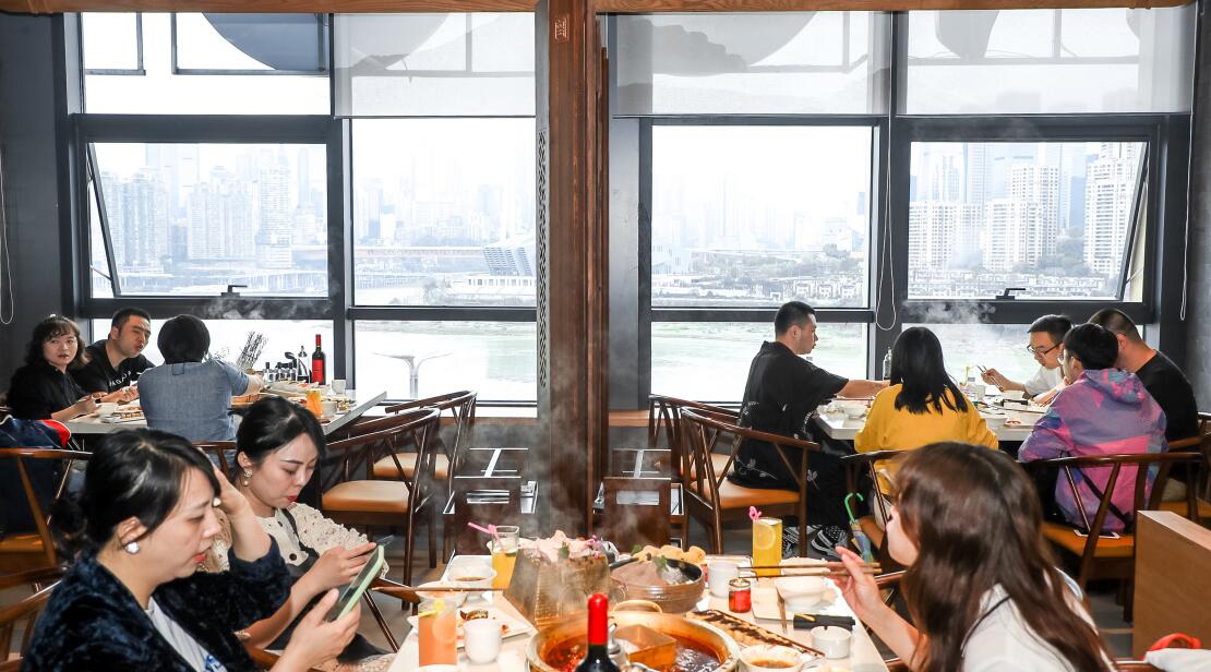 聚餐越來(lái)越多火鍋而不是炒菜，什么原因？