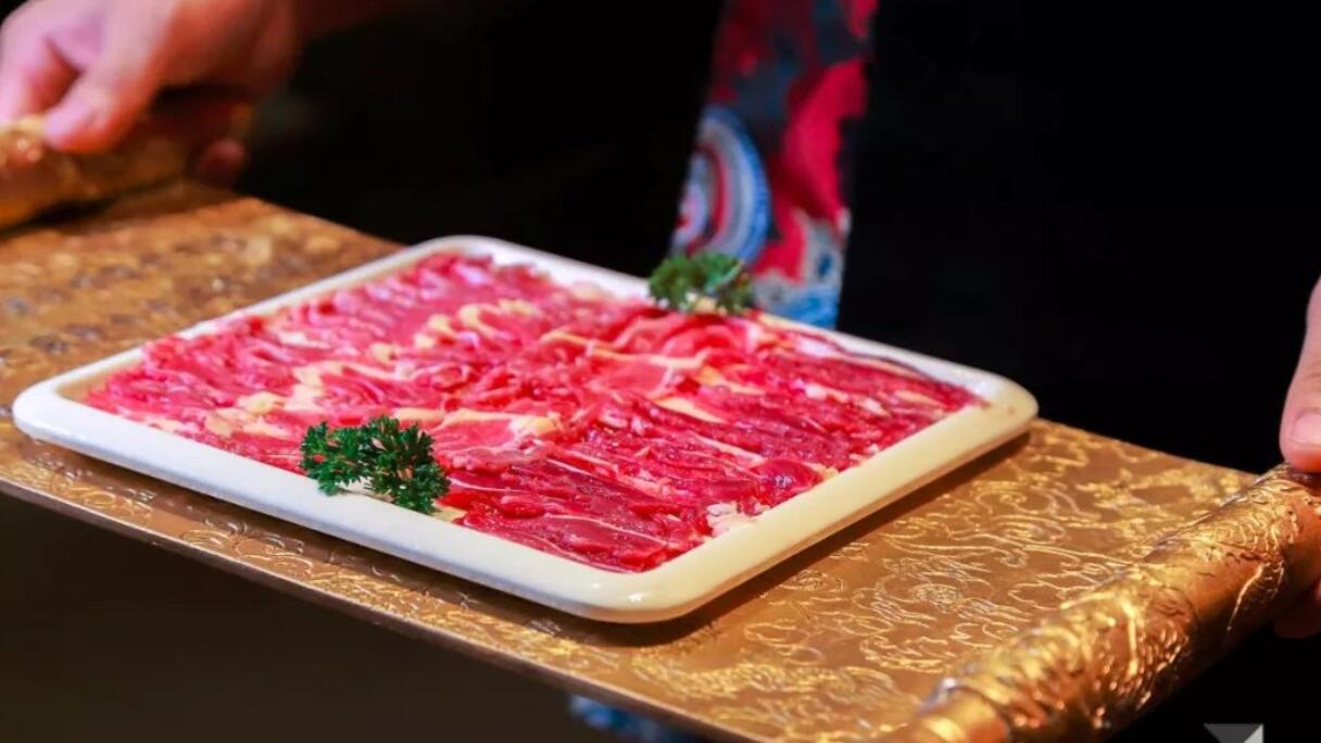 夏日來臨，火鍋配甜水，快樂加倍！